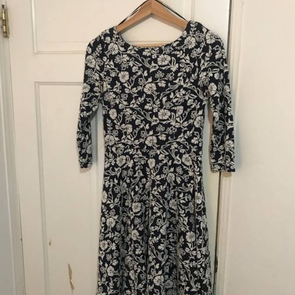 Navy & white floral-pattern skater dress size S - Picture 3 of 4